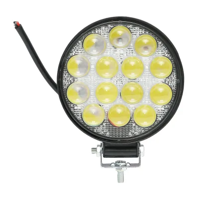 Lampa cu 14 LED-uri 10-30V 42W unghi radiere 30 de grade tip spot