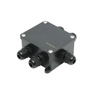 Doza etansa cu presetupe 41A, 450V AC, 4 cai 4-18mm IP68 Leader