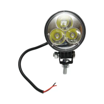 Lampa cu 3 LED-uri 10-30V, 9W, 6000K unghi radiere 30 de grade tip spot 82x52mm IP67