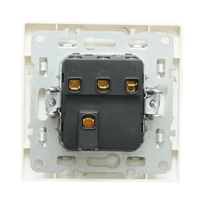 Intrerupator triplu alb incastrat 220V, 10AX, ABS 80x80mm - imagine 3