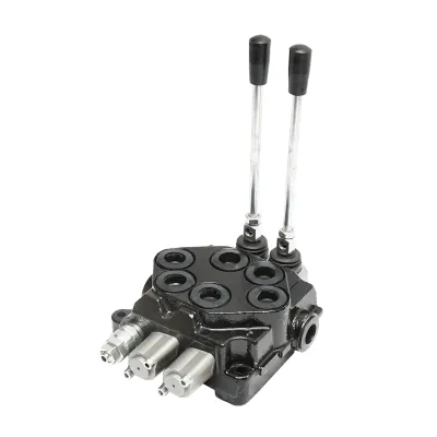 Distribuitor hidraulic cu 2 manete Tractor Forestier