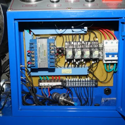 Masina de sertizat furtunuri hidraulice fi 6-51mm 3kW, 380V cu schimbare rapida Breckner Germany - imagine 7