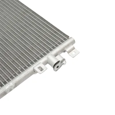 Radiator condensor AC Logan benzina 6001550660 - imagine 4
