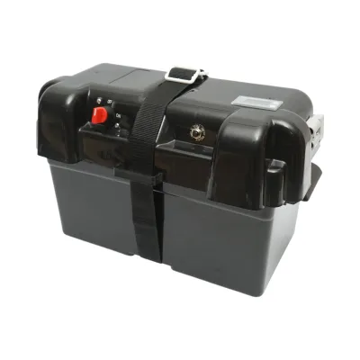 Cutie baterie auto 12V cu voltmetru DC 6-30V, intrerupator alimentare 100A, priza bricheta, afisaj LCD, 2xUSB 350x180x200mm