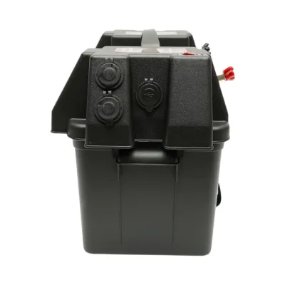 Cutie baterie auto 12V cu voltmetru DC 6-36V, afisaj LCD, intrerupator cirucit 16A, 2 prize bricheta, 2xUSB 340x195x200mm - imagine 3
