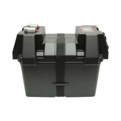 Cutie baterie auto 12V cu voltmetru DC 6-36V, afisaj LCD, intrerupator cirucit 16A, siguranta 30A, 2 prize bricheta, 2xUSB 340x195x200mm - imagine 4