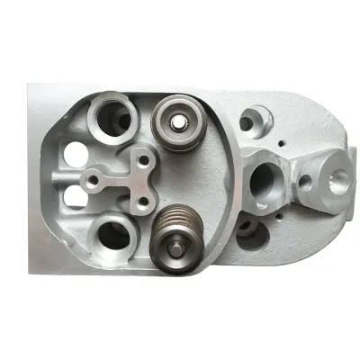 Chiulasa motor Deutz-Fahr cod OEM 04157531 - imagine 6