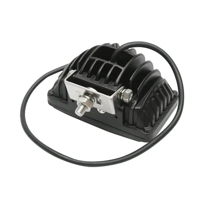 Proiector LED Kubota cod OEM TD170-75300, UT-W0405 - imagine 3