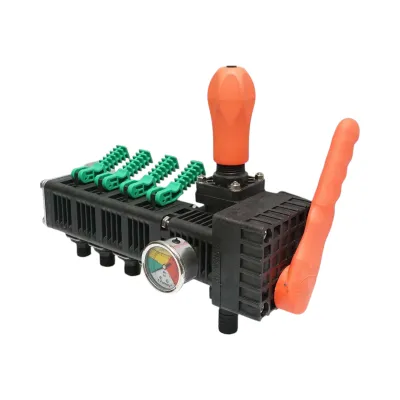 Distribuitor erbicidator cu 4 cai, manometru cu glicerina 25 bar - imagine 2