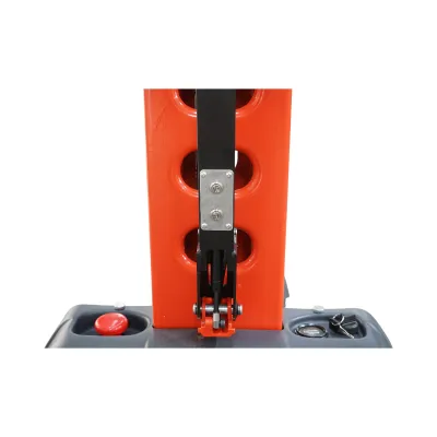 Transpalet semi-electric 500kg cu autoincarcare, baterie Li-ion 12V, 33Ah, inaltime ridicare 1300mm - imagine 9