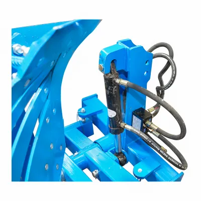 Plug agricol cu 2 trupite si cormane crestate reversibil hidraulic Konig Traktoren - imagine 7