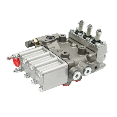 Distribuitor hidraulic 3 manete cu flotant tractor UTB U-650 D700 (manetele nu sunt incluse)