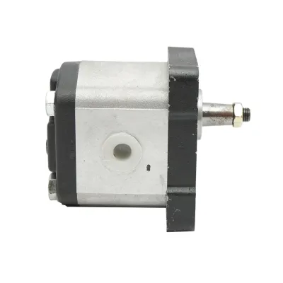 Pompa hidraulica H13 model cu filet din kit servodirectie UTB U-445 - imagine 4