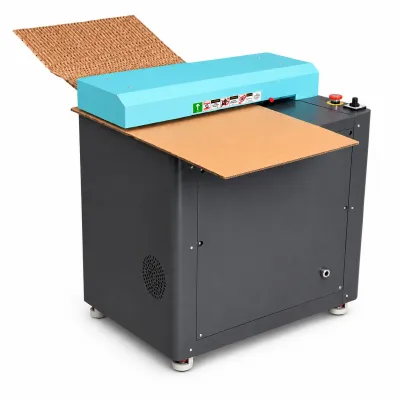 Tocator carton industrial 550mm, 1500W, 220V, viteza reglabila 0-18m/min, grosime maxima 10mm Breckner Germany