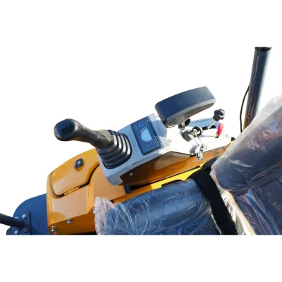 Mini excavator 1.8T pe senile cu semicabina, motor diesel Laidong 25CP, adancime sapare 2050mm, 3 cupe incluse 170/440/780mm THOR - imagine 9