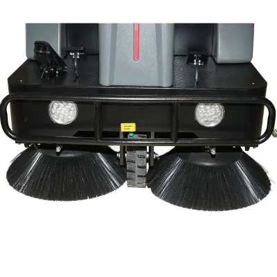 Masina de maturat stradala cu aspirare 48V/80Ah, 2.2kW, latime maturare 1380mm, cos colectare 120L, productivitate 8000 mp/h - imagine 7